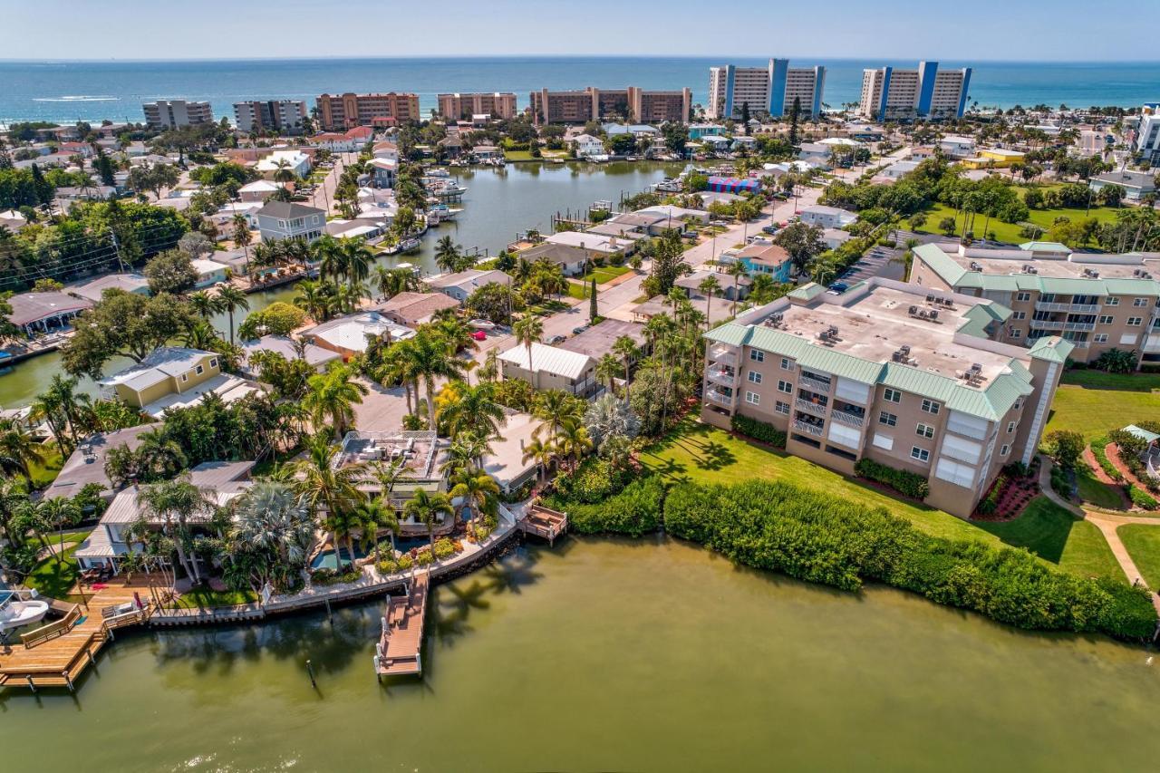 Coconut Paradise St. Pete Beach Buitenkant foto